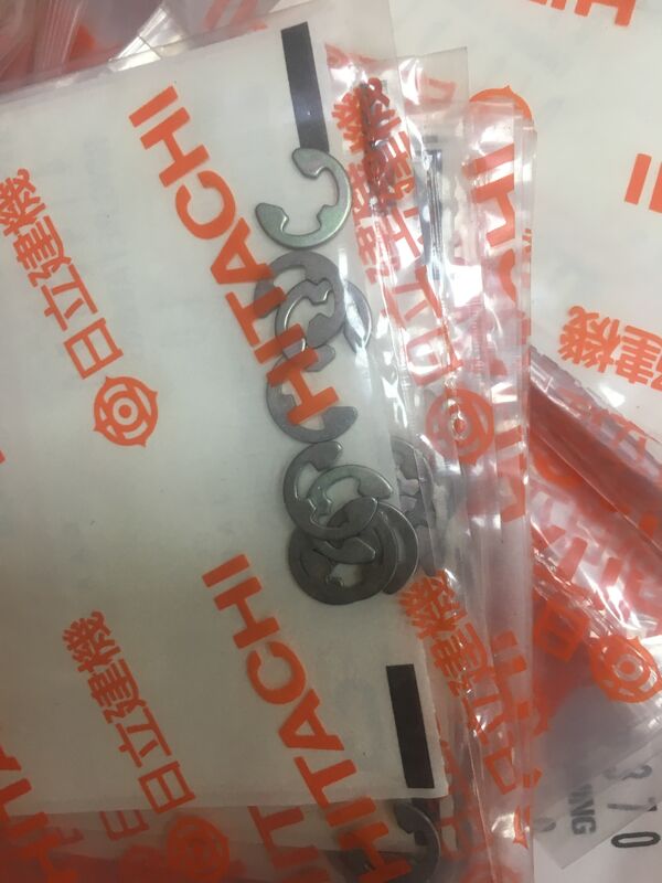 4146370 Original Grade Retaining Ring For Hitachi EX100 EX120 EX125 Isuzu 4HK1 6HK1 Excavator Spare Parts